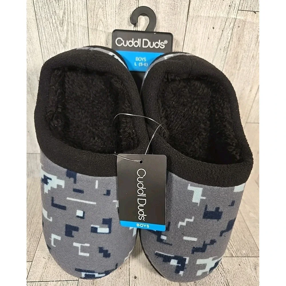 Cuddl Duds Slippers Boys Size Large (5-6) Black Gray Printed Glitch Fleece NEW